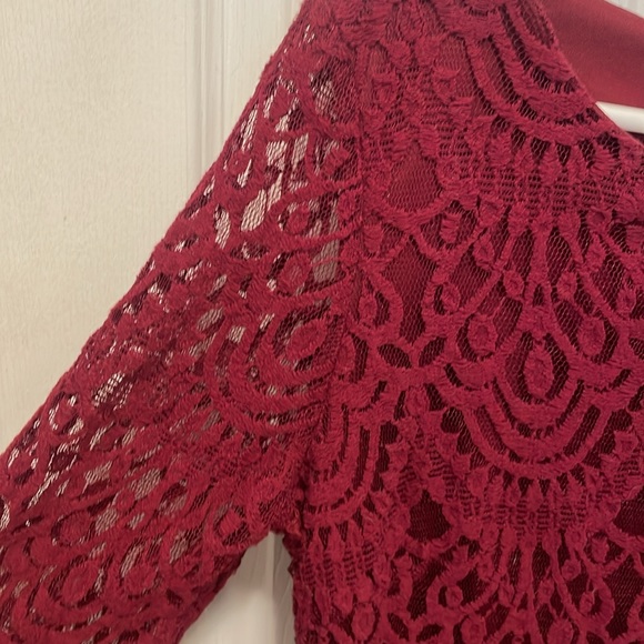 Women’s dress - Picture 3 of 5